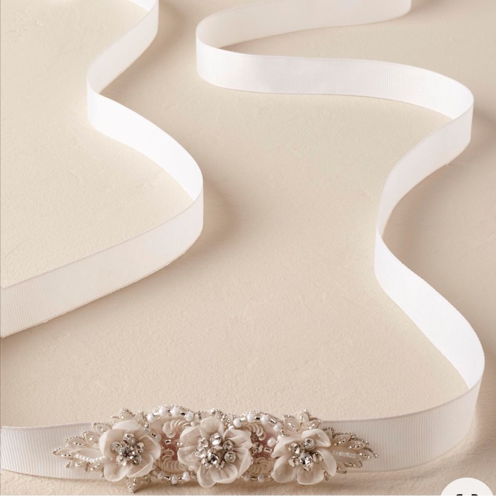 NWT BHLDN Zakaa Garden ivory pendant sash